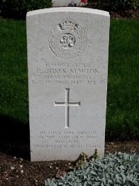 Klagenfurt War Cemetery - Jones Newton, R